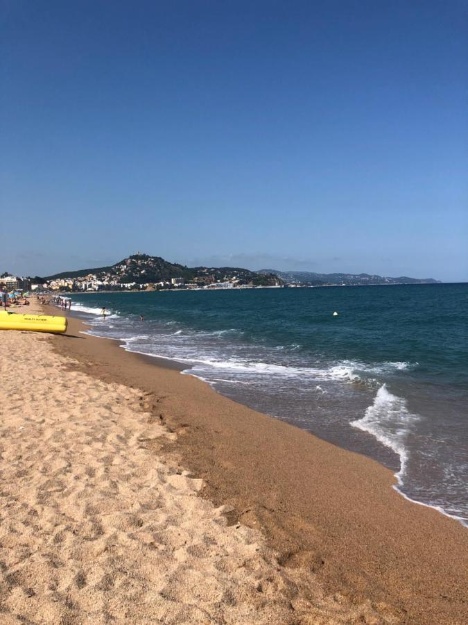 Apartment Direkt Am Strand Blanes Exterior photo